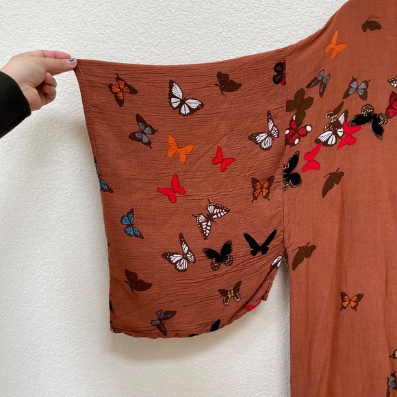 Free People Butterfly Kisses Kimono in Terracotta Como Size One Size - Picture 3 of 4